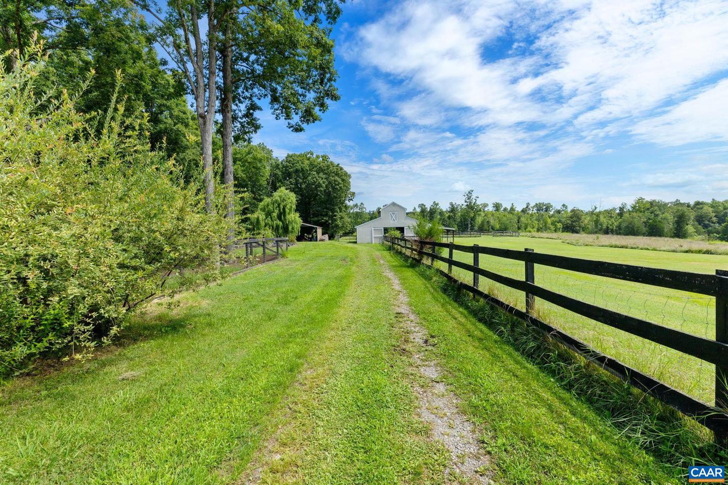 361 FOSTER TRL, LOUISA, Virginia 23093, 4 Bedrooms Bedrooms, ,3 BathroomsBathrooms,Residential,For sale,361 FOSTER TRL,667113 MLS # 667113