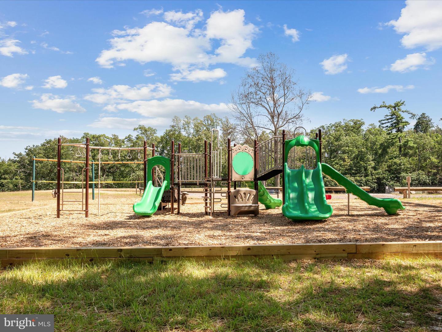 208 OPOSSUM TRL, WINCHESTER, Virginia 22602, 3 Bedrooms Bedrooms, ,1 BathroomBathrooms,Residential,For sale,208 OPOSSUM TRL,VAFV2035812 MLS # VAFV2035812