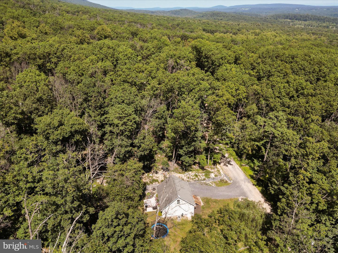 208 OPOSSUM TRL, WINCHESTER, Virginia 22602, 3 Bedrooms Bedrooms, ,1 BathroomBathrooms,Residential,For sale,208 OPOSSUM TRL,VAFV2035812 MLS # VAFV2035812