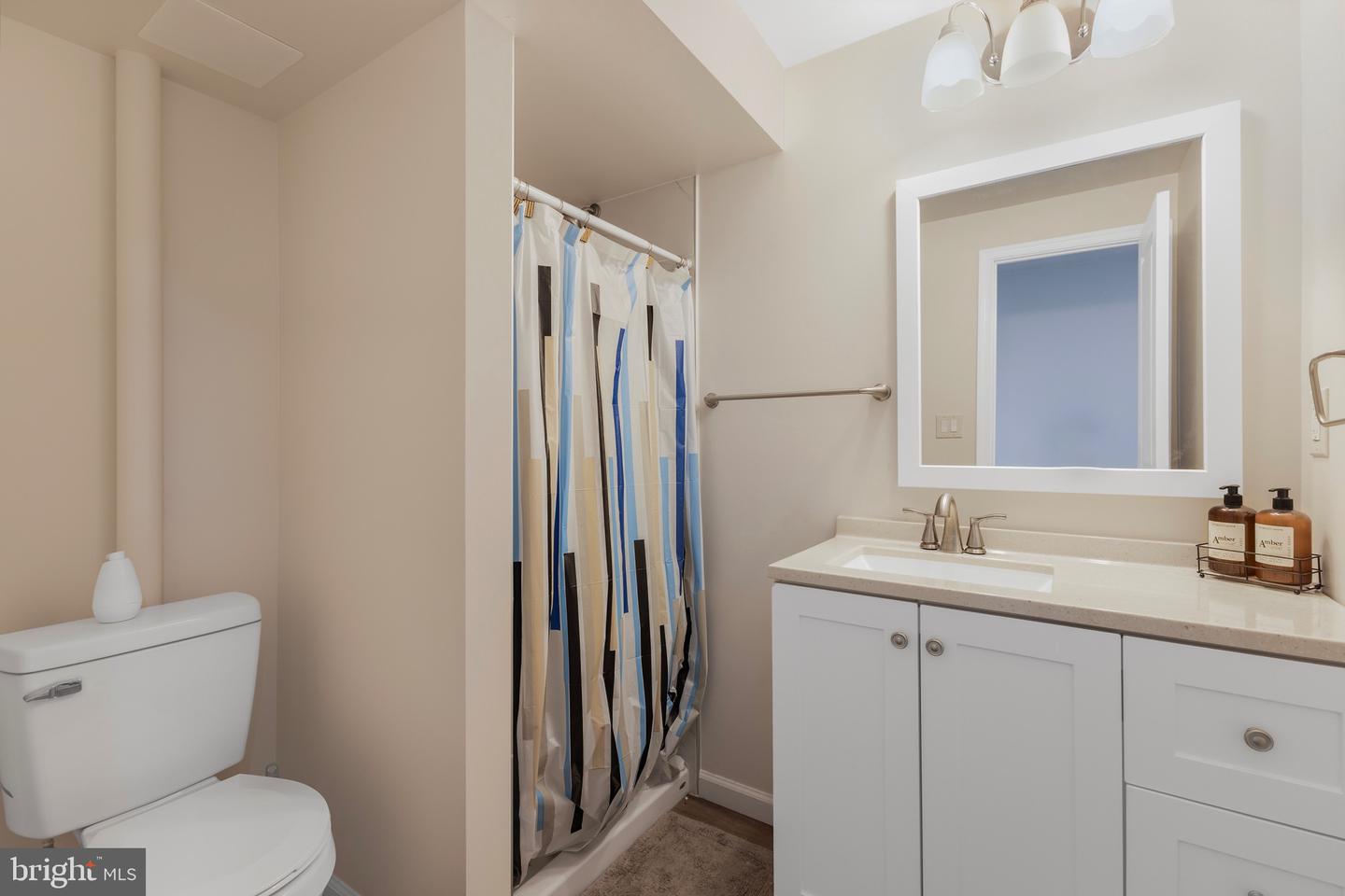 3314 WYNDALE CT, WOODBRIDGE, Virginia 22192, 4 Bedrooms Bedrooms, 7 Rooms Rooms,2 BathroomsBathrooms,Residential,For sale,3314 WYNDALE CT,VAPW2100502 MLS # VAPW2100502