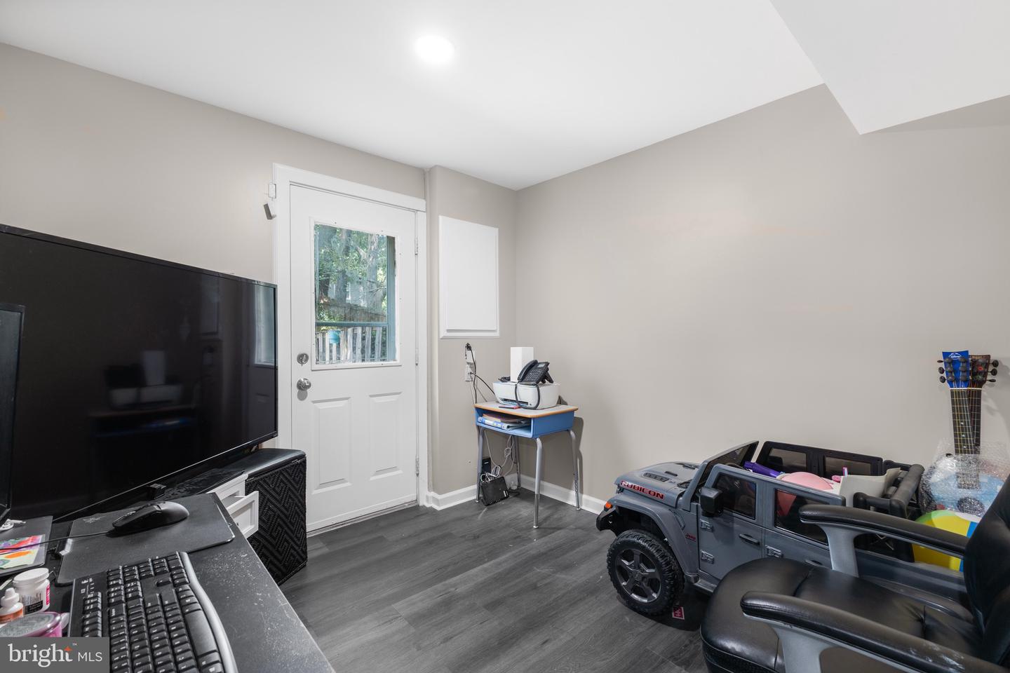 3314 WYNDALE CT, WOODBRIDGE, Virginia 22192, 4 Bedrooms Bedrooms, 7 Rooms Rooms,2 BathroomsBathrooms,Residential,For sale,3314 WYNDALE CT,VAPW2100502 MLS # VAPW2100502