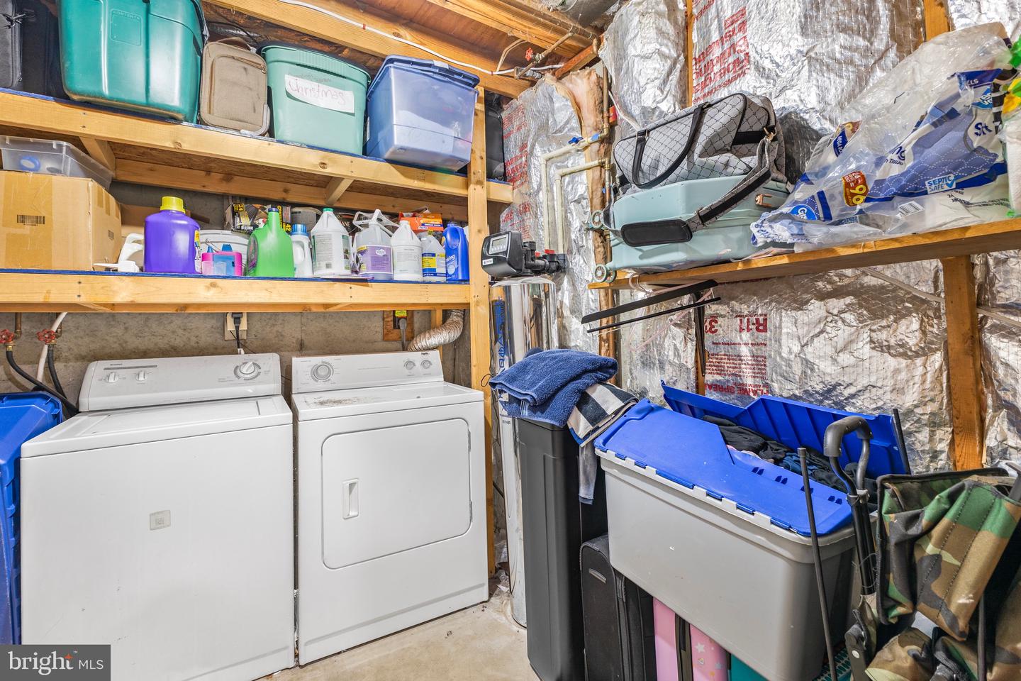 3314 WYNDALE CT, WOODBRIDGE, Virginia 22192, 4 Bedrooms Bedrooms, 7 Rooms Rooms,2 BathroomsBathrooms,Residential,For sale,3314 WYNDALE CT,VAPW2100502 MLS # VAPW2100502