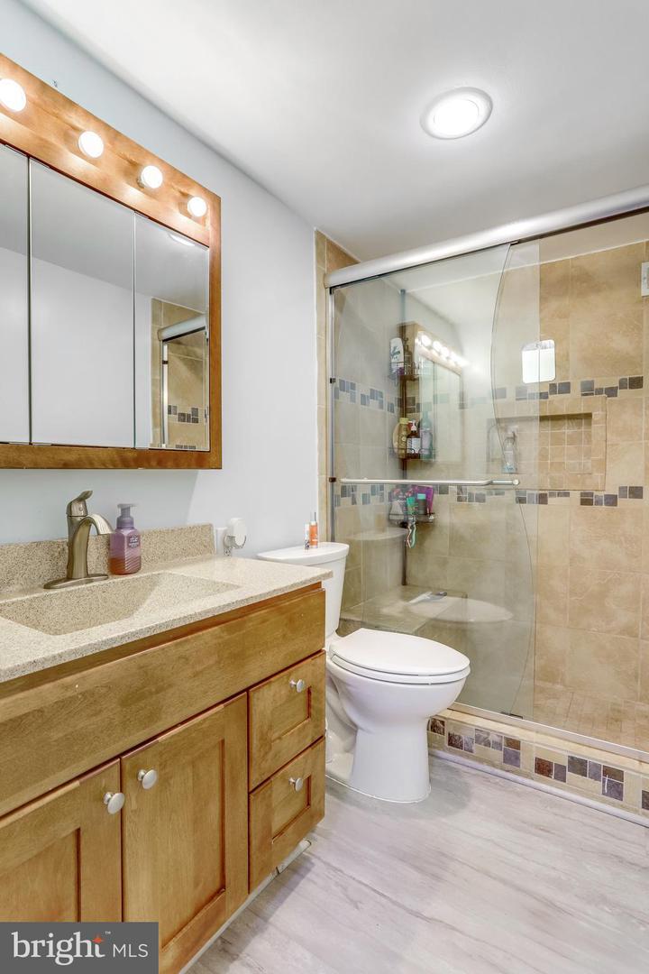 1300 ARMY NAVY DR #307, ARLINGTON, Virginia 22202, 1 Bedroom Bedrooms, 3 Rooms Rooms,1 BathroomBathrooms,Residential,For sale,1300 ARMY NAVY DR #307,VAAR2061700 MLS # VAAR2061700