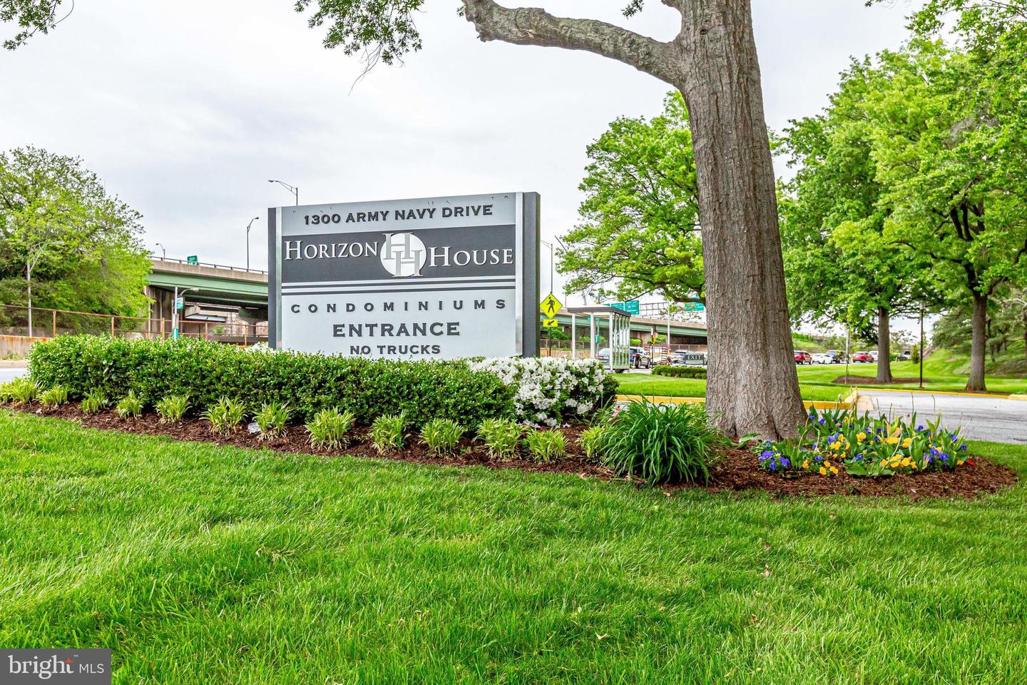 1300 ARMY NAVY DR #307, ARLINGTON, Virginia 22202, 1 Bedroom Bedrooms, 3 Rooms Rooms,1 BathroomBathrooms,Residential,For sale,1300 ARMY NAVY DR #307,VAAR2061700 MLS # VAAR2061700