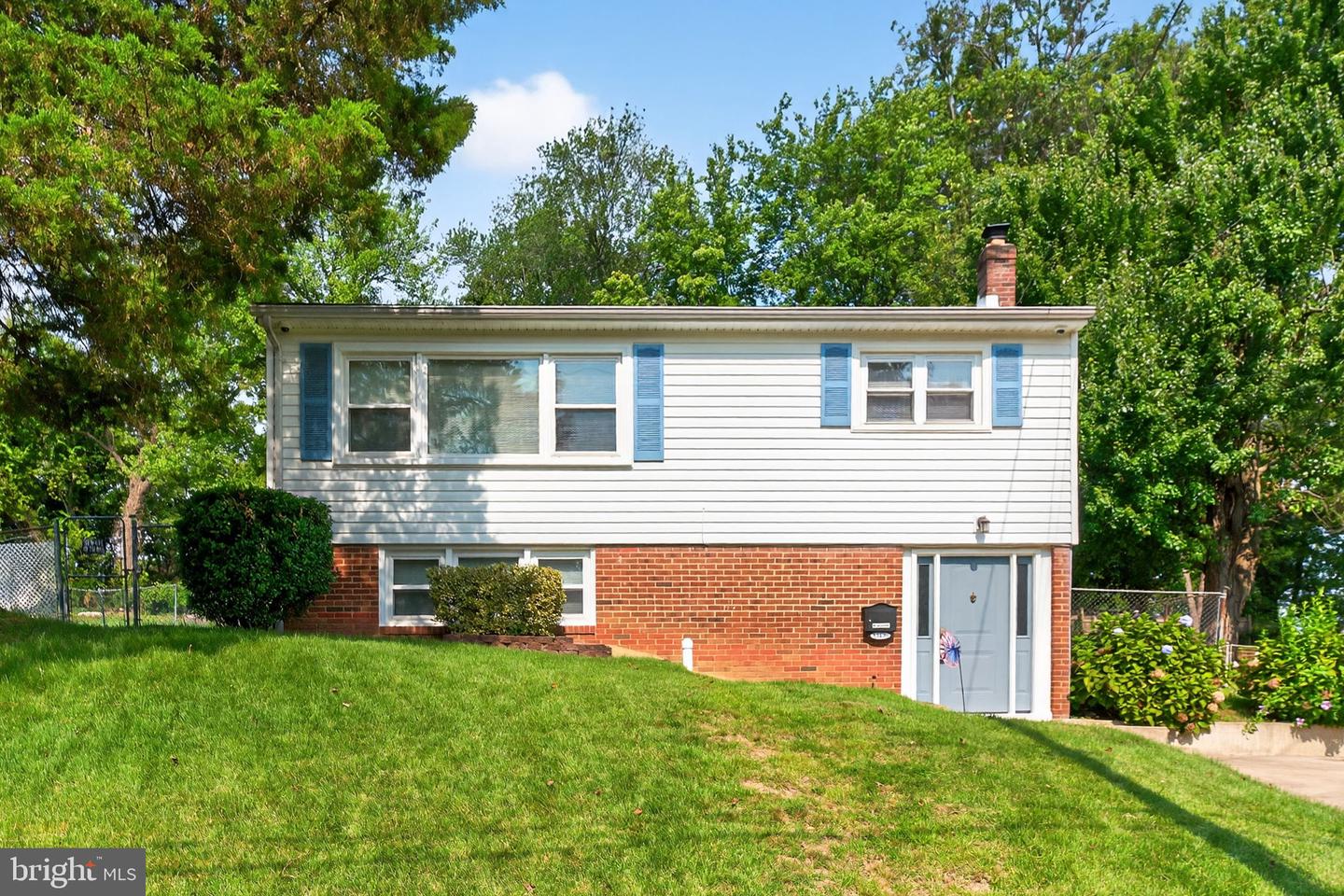 13430 GREENACRE DR, WOODBRIDGE, Virginia 22191, 4 Bedrooms Bedrooms, ,2 BathroomsBathrooms,Residential,For sale,13430 GREENACRE DR,VAPW2100498 MLS # VAPW2100498