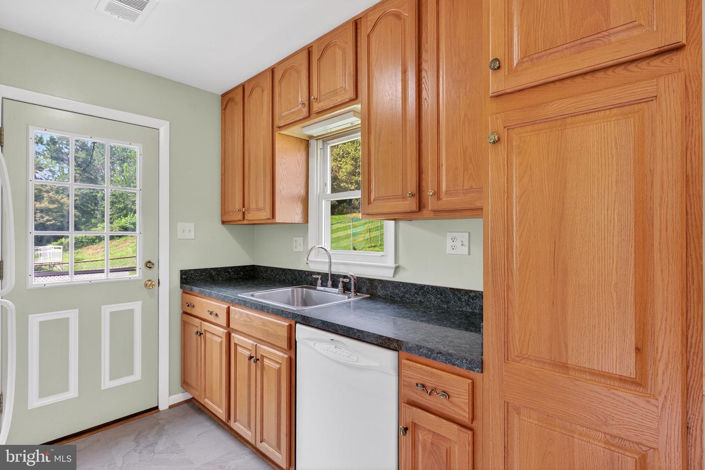 13430 GREENACRE DR, WOODBRIDGE, Virginia 22191, 4 Bedrooms Bedrooms, ,2 BathroomsBathrooms,Residential,For sale,13430 GREENACRE DR,VAPW2100498 MLS # VAPW2100498