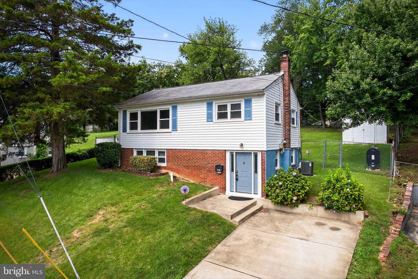 13430 GREENACRE DR, WOODBRIDGE, Virginia 22191, 4 Bedrooms Bedrooms, ,2 BathroomsBathrooms,Residential,For sale,13430 GREENACRE DR,VAPW2100498 MLS # VAPW2100498