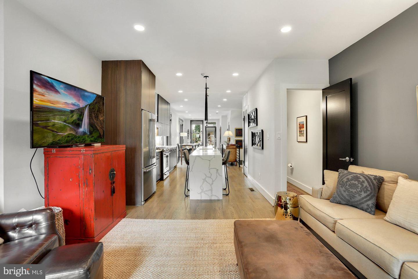 724 NW TAYLOR ST NW #1, WASHINGTON, District Of Columbia 20011, 3 Bedrooms Bedrooms, ,2 BathroomsBathrooms,Residential,For sale,724 NW TAYLOR ST NW #1,DCDC2212492 MLS # DCDC2212492