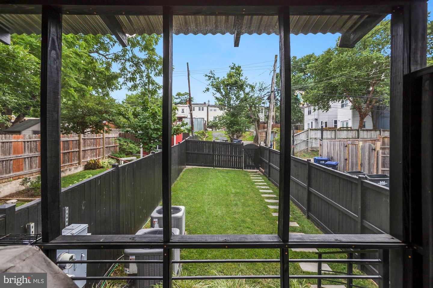 724 NW TAYLOR ST NW #1, WASHINGTON, District Of Columbia 20011, 3 Bedrooms Bedrooms, ,2 BathroomsBathrooms,Residential,For sale,724 NW TAYLOR ST NW #1,DCDC2212492 MLS # DCDC2212492