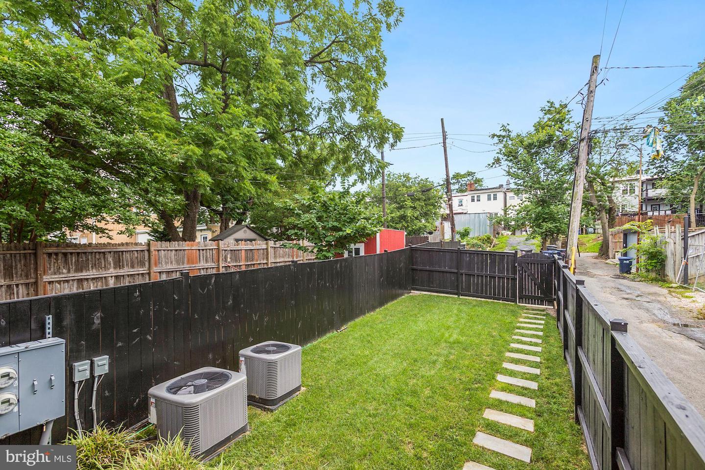 724 NW TAYLOR ST NW #1, WASHINGTON, District Of Columbia 20011, 3 Bedrooms Bedrooms, ,2 BathroomsBathrooms,Residential,For sale,724 NW TAYLOR ST NW #1,DCDC2212492 MLS # DCDC2212492