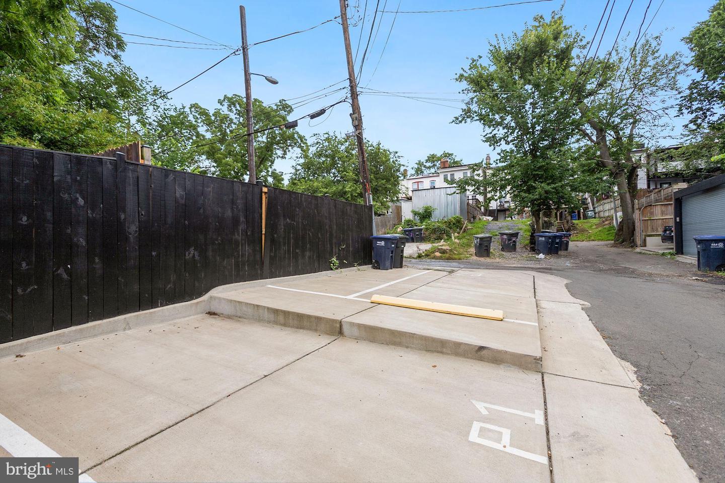 724 NW TAYLOR ST NW #1, WASHINGTON, District Of Columbia 20011, 3 Bedrooms Bedrooms, ,2 BathroomsBathrooms,Residential,For sale,724 NW TAYLOR ST NW #1,DCDC2212492 MLS # DCDC2212492