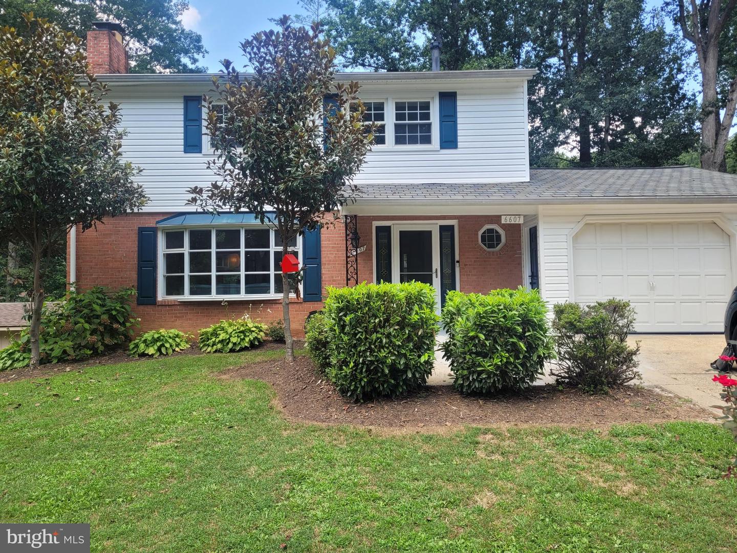 6607 SANDOVER CT, SPRINGFIELD, Virginia 22152, 4 Bedrooms Bedrooms, ,3 BathroomsBathrooms,Residential,For sale,6607 SANDOVER CT,VAFX2258940 MLS # VAFX2258940