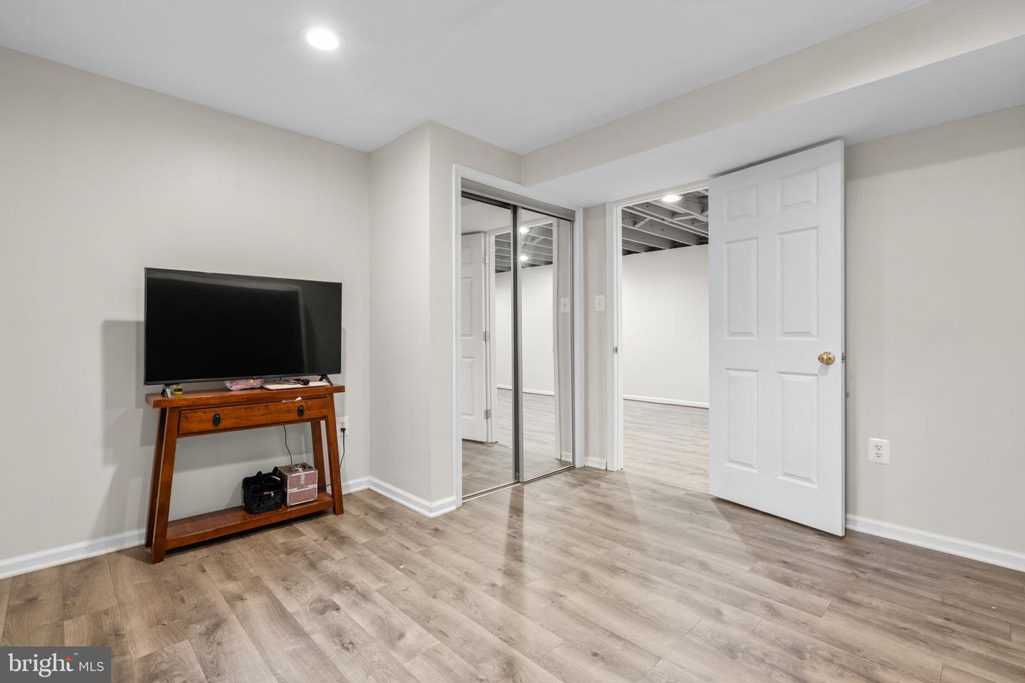 6607 SANDOVER CT, SPRINGFIELD, Virginia 22152, 4 Bedrooms Bedrooms, ,3 BathroomsBathrooms,Residential,For sale,6607 SANDOVER CT,VAFX2258940 MLS # VAFX2258940