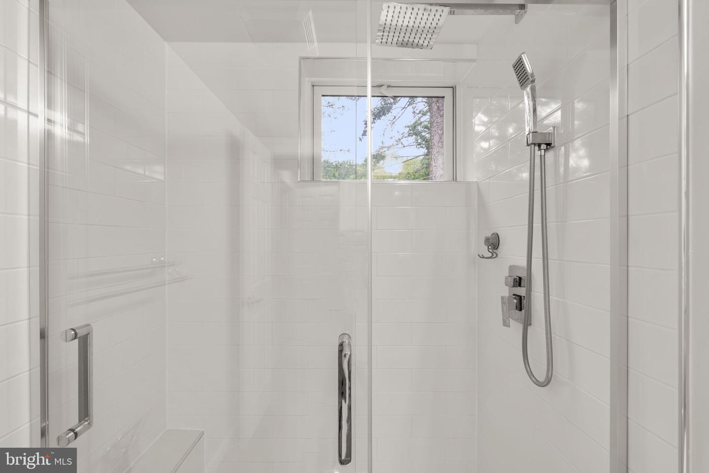6607 SANDOVER CT, SPRINGFIELD, Virginia 22152, 4 Bedrooms Bedrooms, ,3 BathroomsBathrooms,Residential,For sale,6607 SANDOVER CT,VAFX2258940 MLS # VAFX2258940