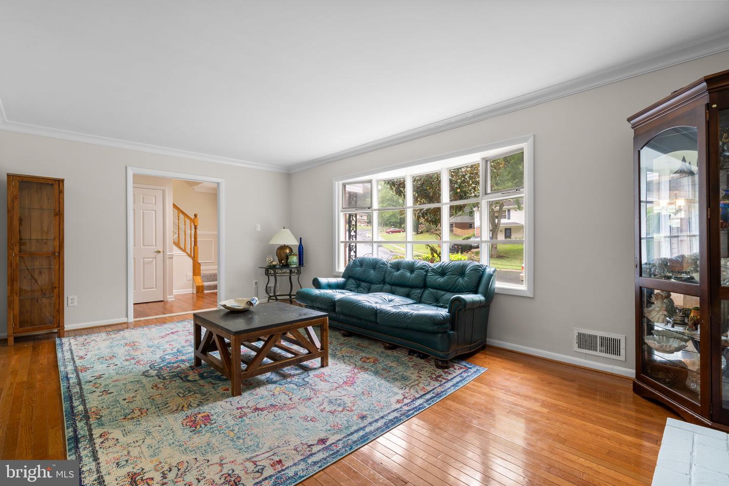 6607 SANDOVER CT, SPRINGFIELD, Virginia 22152, 4 Bedrooms Bedrooms, ,3 BathroomsBathrooms,Residential,For sale,6607 SANDOVER CT,VAFX2258940 MLS # VAFX2258940