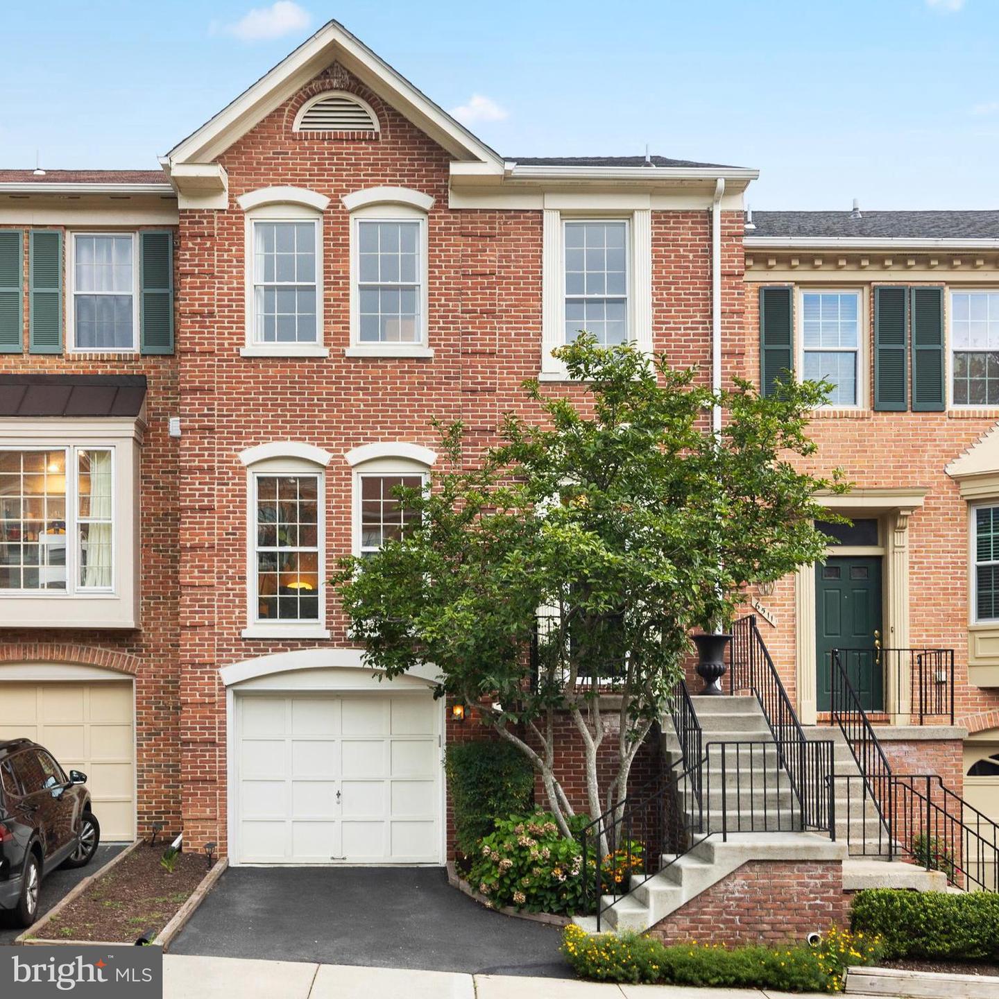 6509 SERENADE PL, SPRINGFIELD, Virginia 22150, 3 Bedrooms Bedrooms, ,3 BathroomsBathrooms,Residential,For sale,6509 SERENADE PL,VAFX2258456 MLS # VAFX2258456
