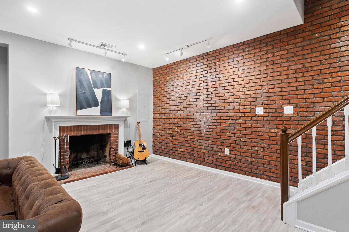 6509 SERENADE PL, SPRINGFIELD, Virginia 22150, 3 Bedrooms Bedrooms, ,3 BathroomsBathrooms,Residential,For sale,6509 SERENADE PL,VAFX2258456 MLS # VAFX2258456