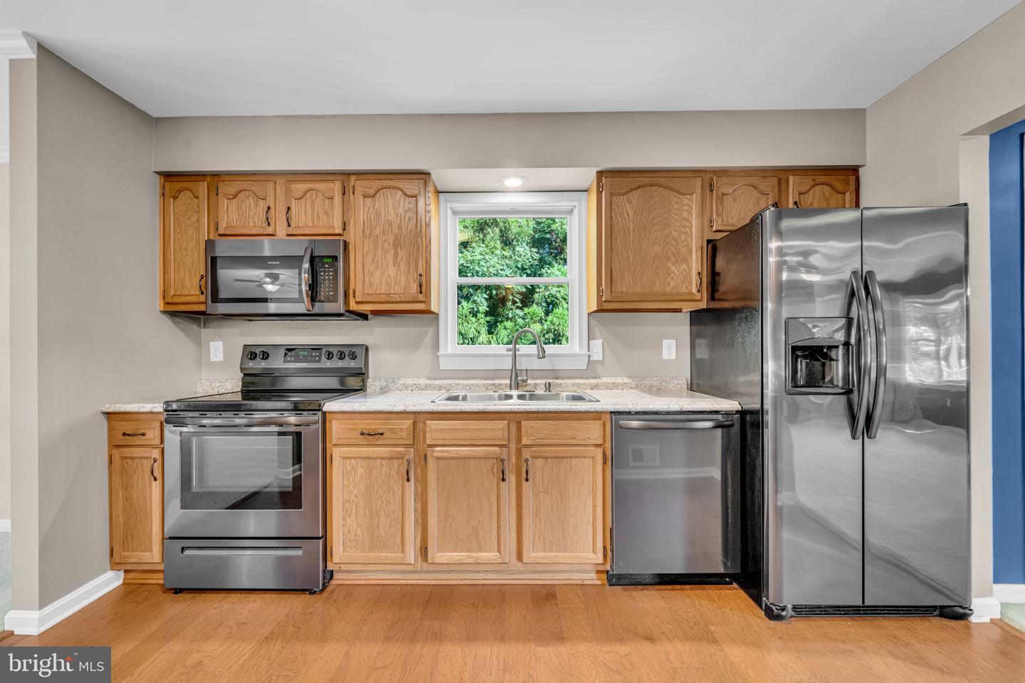 10696 MOORE DR, MANASSAS, Virginia 20111, 5 Bedrooms Bedrooms, ,3 BathroomsBathrooms,Residential,For sale,10696 MOORE DR,VAPW2100382 MLS # VAPW2100382