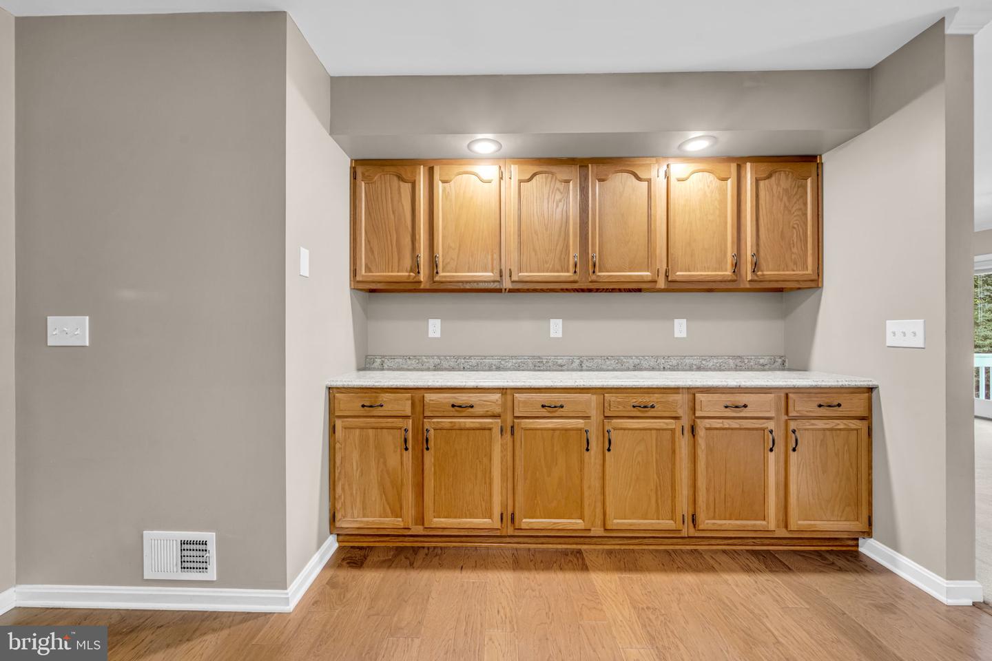 10696 MOORE DR, MANASSAS, Virginia 20111, 5 Bedrooms Bedrooms, ,3 BathroomsBathrooms,Residential,For sale,10696 MOORE DR,VAPW2100382 MLS # VAPW2100382