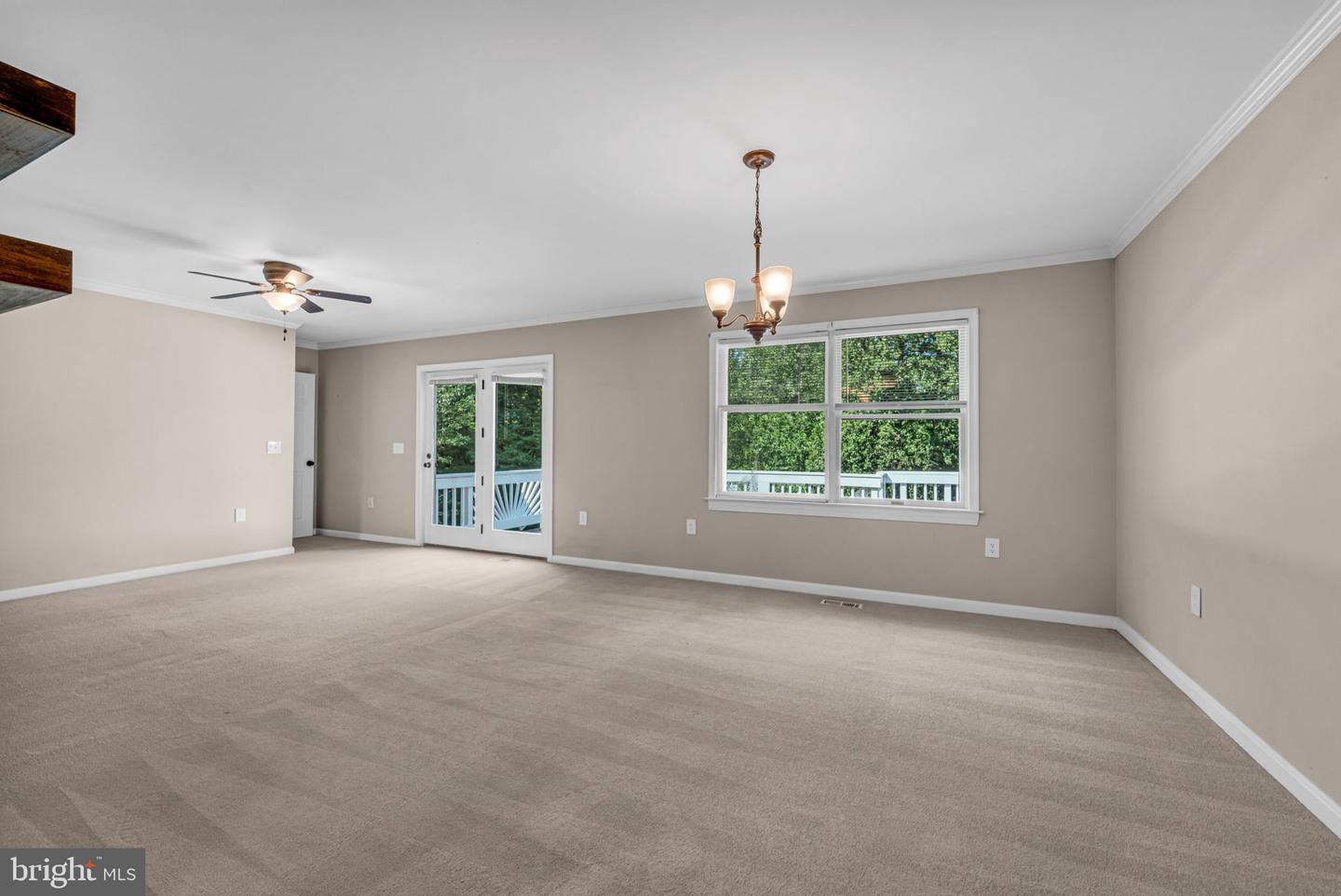10696 MOORE DR, MANASSAS, Virginia 20111, 5 Bedrooms Bedrooms, ,3 BathroomsBathrooms,Residential,For sale,10696 MOORE DR,VAPW2100382 MLS # VAPW2100382