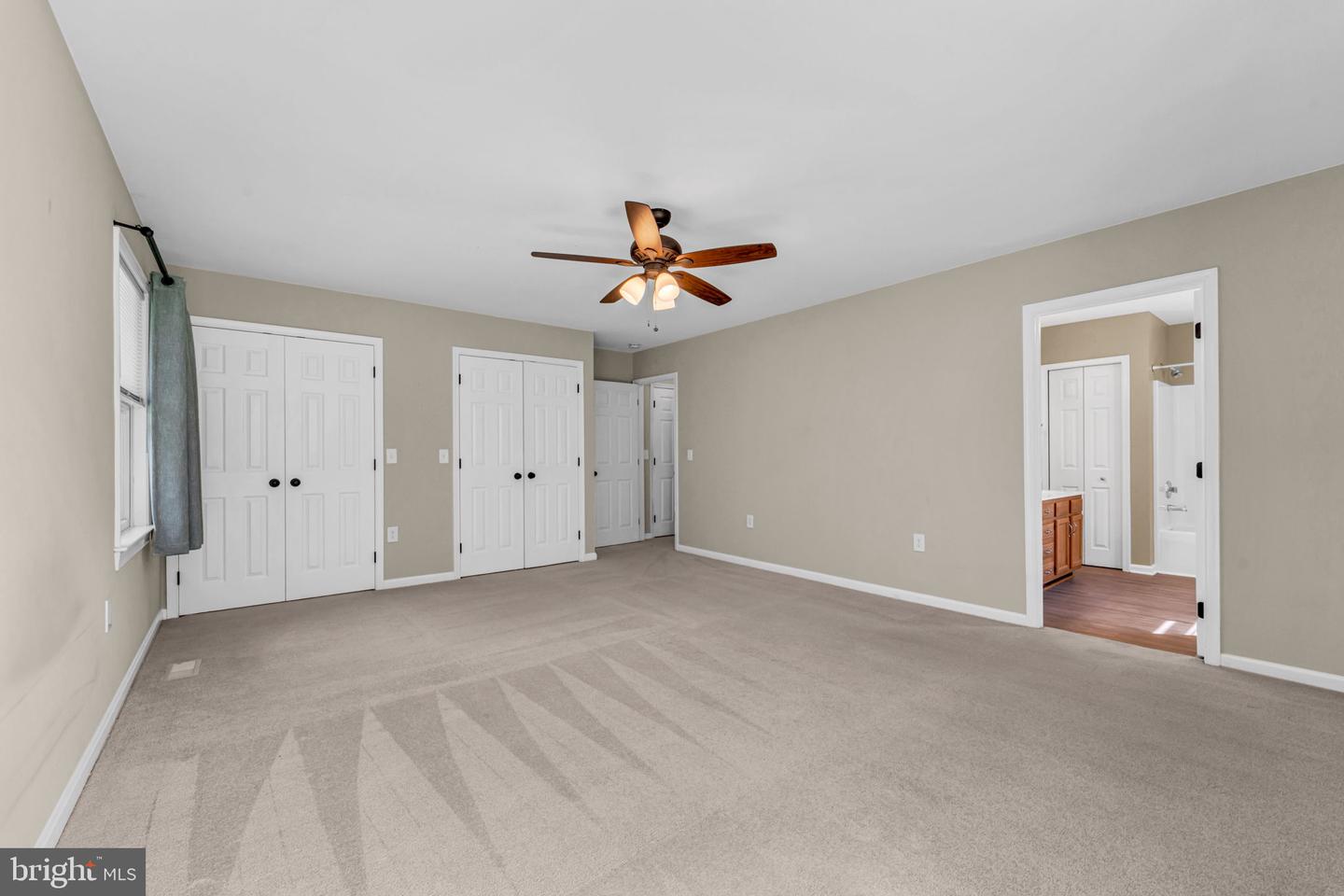 10696 MOORE DR, MANASSAS, Virginia 20111, 5 Bedrooms Bedrooms, ,3 BathroomsBathrooms,Residential,For sale,10696 MOORE DR,VAPW2100382 MLS # VAPW2100382
