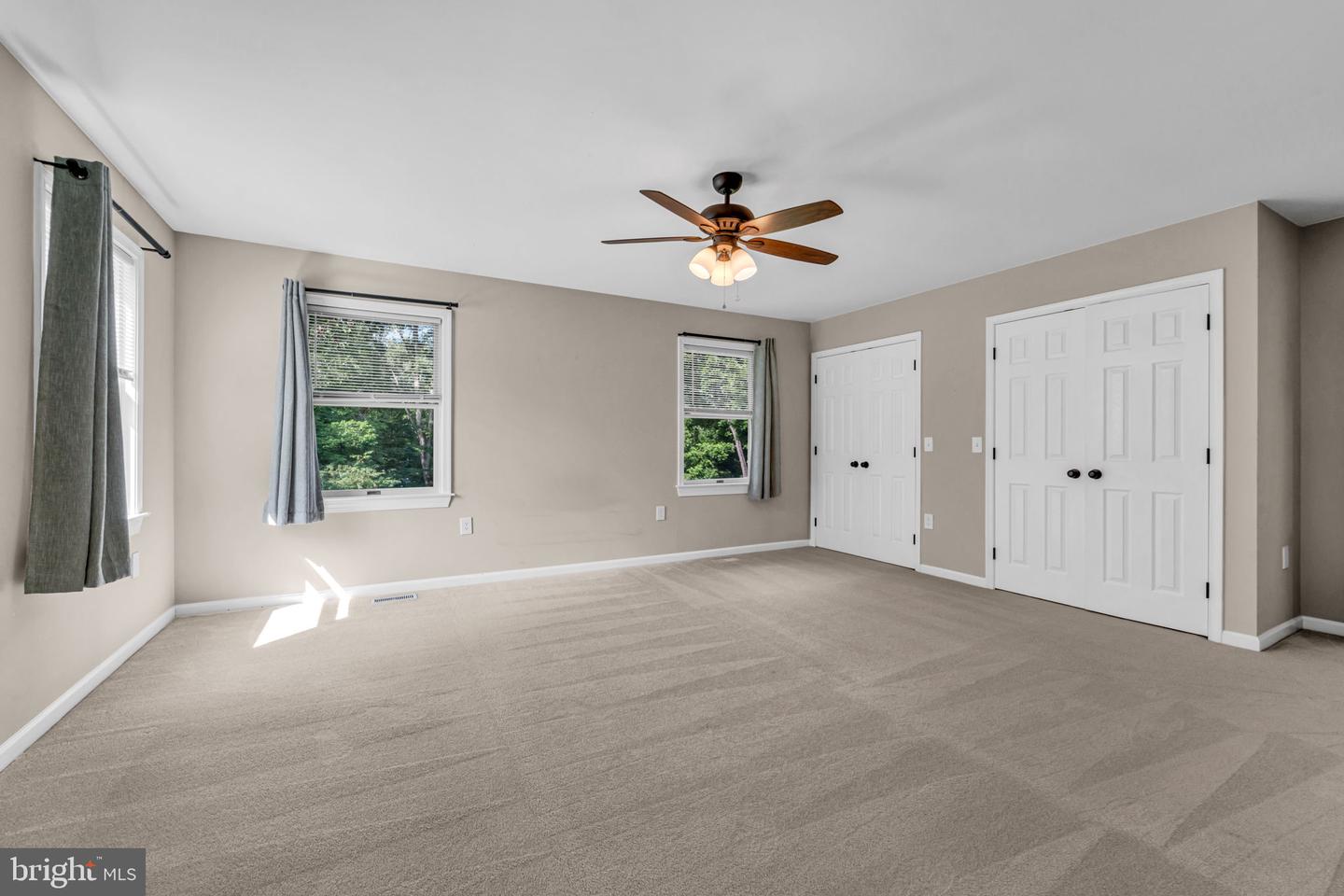 10696 MOORE DR, MANASSAS, Virginia 20111, 5 Bedrooms Bedrooms, ,3 BathroomsBathrooms,Residential,For sale,10696 MOORE DR,VAPW2100382 MLS # VAPW2100382