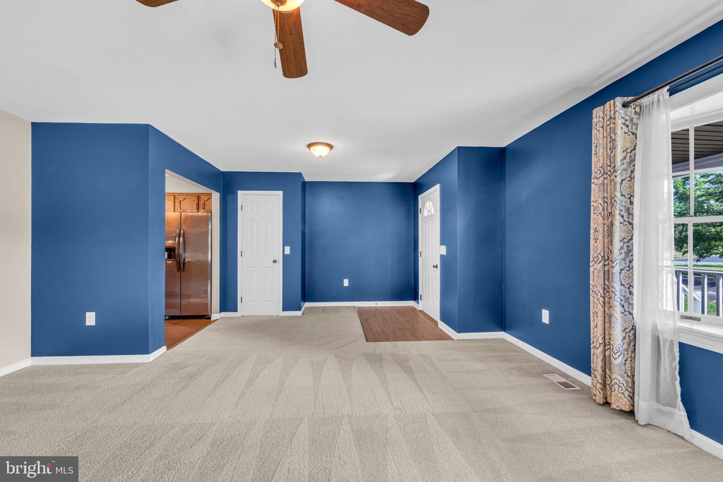 10696 MOORE DR, MANASSAS, Virginia 20111, 5 Bedrooms Bedrooms, ,3 BathroomsBathrooms,Residential,For sale,10696 MOORE DR,VAPW2100382 MLS # VAPW2100382