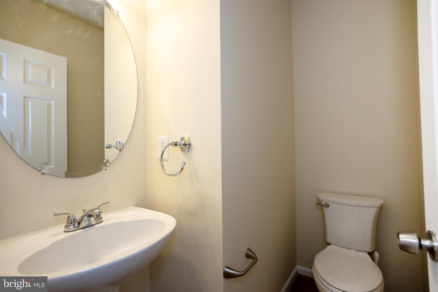 114 BARRETT CT, STAFFORD, Virginia 22554, 3 Bedrooms Bedrooms, ,3 BathroomsBathrooms,Residential,For sale,114 BARRETT CT,VAST2041300 MLS # VAST2041300