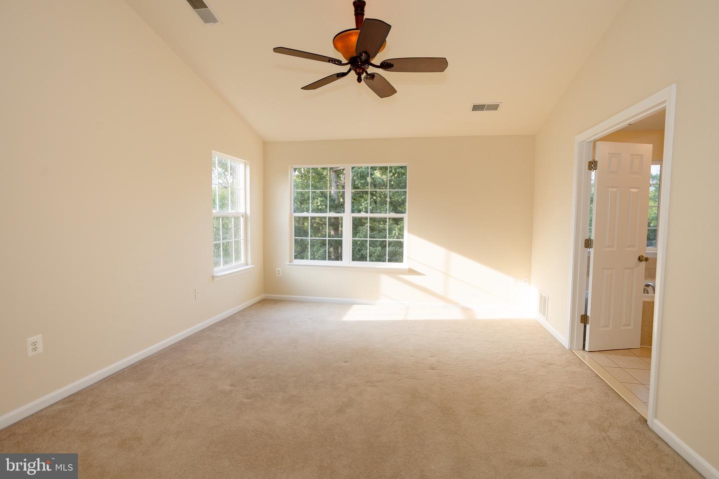 114 BARRETT CT, STAFFORD, Virginia 22554, 3 Bedrooms Bedrooms, ,3 BathroomsBathrooms,Residential,For sale,114 BARRETT CT,VAST2041300 MLS # VAST2041300