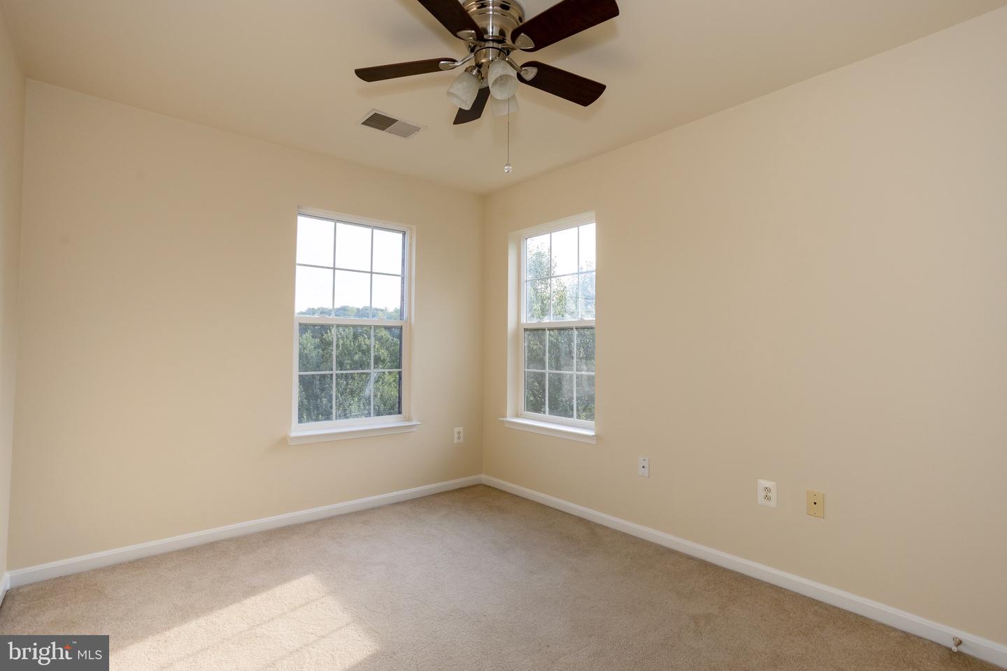 114 BARRETT CT, STAFFORD, Virginia 22554, 3 Bedrooms Bedrooms, ,3 BathroomsBathrooms,Residential,For sale,114 BARRETT CT,VAST2041300 MLS # VAST2041300