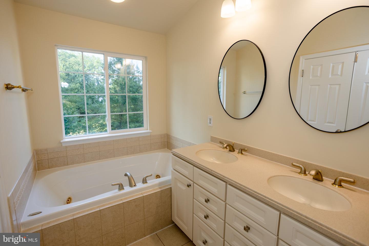 114 BARRETT CT, STAFFORD, Virginia 22554, 3 Bedrooms Bedrooms, ,3 BathroomsBathrooms,Residential,For sale,114 BARRETT CT,VAST2041300 MLS # VAST2041300