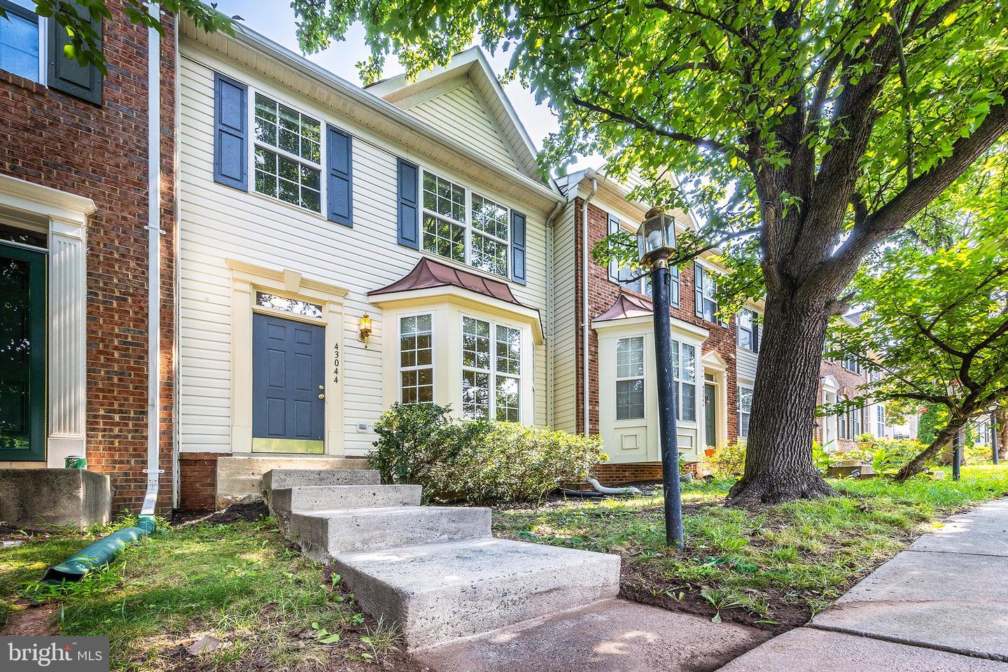 43044 SHERBROOKE TER, LEESBURG, Virginia 20176, 3 Bedrooms Bedrooms, ,2 BathroomsBathrooms,Residential,For sale,43044 SHERBROOKE TER,VALO2103514 MLS # VALO2103514