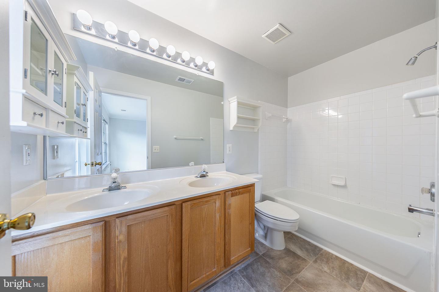 43044 SHERBROOKE TER, LEESBURG, Virginia 20176, 3 Bedrooms Bedrooms, ,2 BathroomsBathrooms,Residential,For sale,43044 SHERBROOKE TER,VALO2103514 MLS # VALO2103514