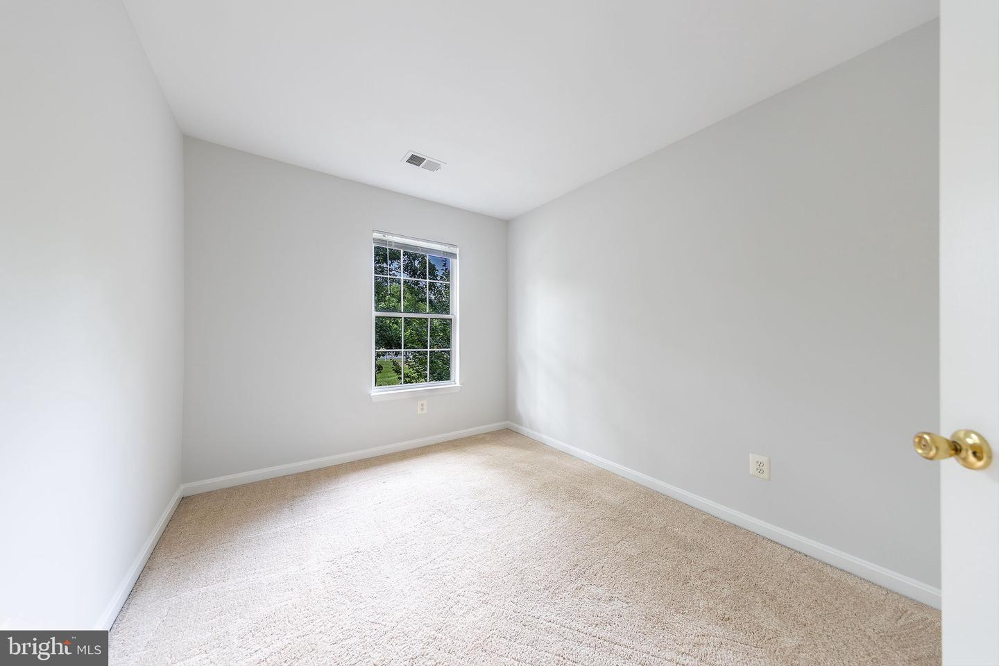 43044 SHERBROOKE TER, LEESBURG, Virginia 20176, 3 Bedrooms Bedrooms, ,2 BathroomsBathrooms,Residential,For sale,43044 SHERBROOKE TER,VALO2103514 MLS # VALO2103514