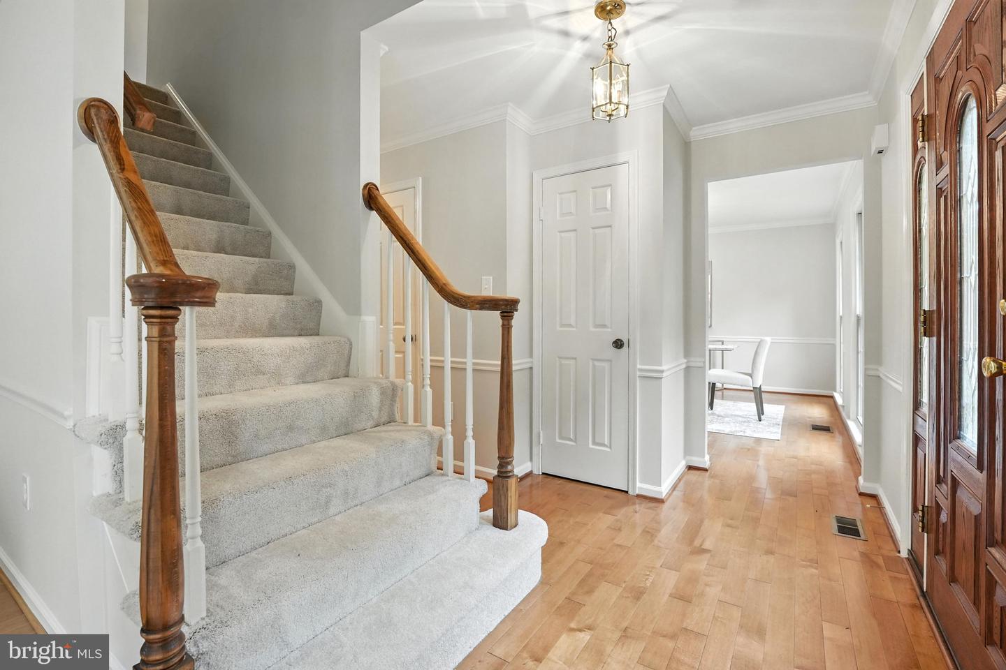 7013 HUNDSFORD LN, SPRINGFIELD, Virginia 22153, 4 Bedrooms Bedrooms, ,2 BathroomsBathrooms,Residential,For sale,7013 HUNDSFORD LN,VAFX2258552 MLS # VAFX2258552
