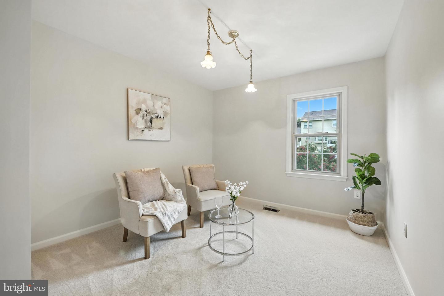 7013 HUNDSFORD LN, SPRINGFIELD, Virginia 22153, 4 Bedrooms Bedrooms, ,2 BathroomsBathrooms,Residential,For sale,7013 HUNDSFORD LN,VAFX2258552 MLS # VAFX2258552