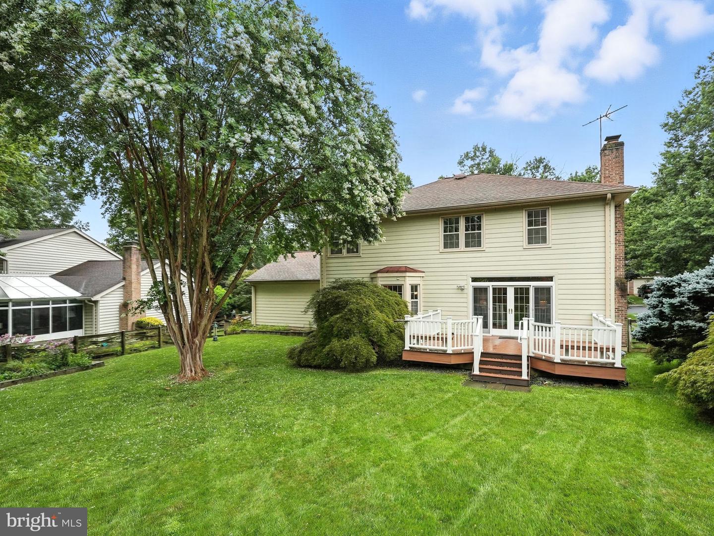 7013 HUNDSFORD LN, SPRINGFIELD, Virginia 22153, 4 Bedrooms Bedrooms, ,2 BathroomsBathrooms,Residential,For sale,7013 HUNDSFORD LN,VAFX2258552 MLS # VAFX2258552