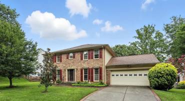 7013 HUNDSFORD LN, SPRINGFIELD, Virginia 22153, 4 Bedrooms Bedrooms, ,2 BathroomsBathrooms,Residential,For sale,7013 HUNDSFORD LN,VAFX2258552 MLS # VAFX2258552