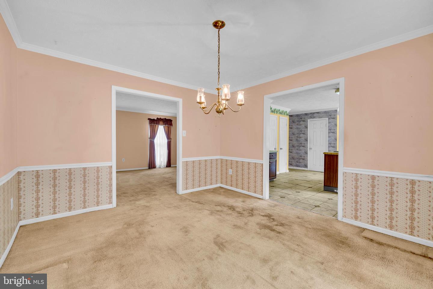 6050 GREENWAY CT, MANASSAS, Virginia 20112, 5 Bedrooms Bedrooms, ,2 BathroomsBathrooms,Residential,For sale,6050 GREENWAY CT,VAPW2100426 MLS # VAPW2100426