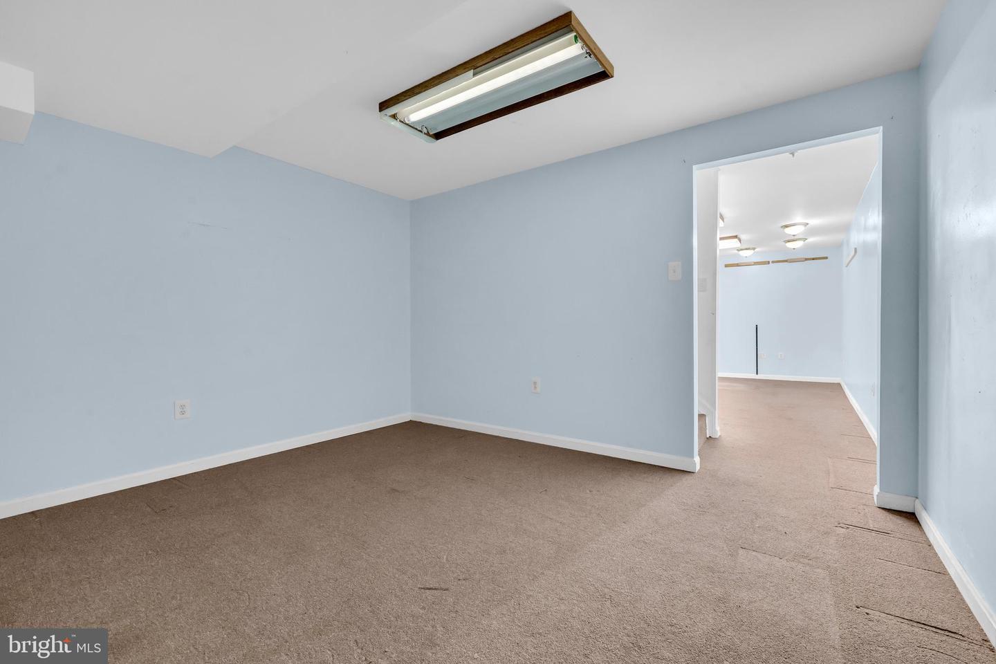6050 GREENWAY CT, MANASSAS, Virginia 20112, 5 Bedrooms Bedrooms, ,2 BathroomsBathrooms,Residential,For sale,6050 GREENWAY CT,VAPW2100426 MLS # VAPW2100426