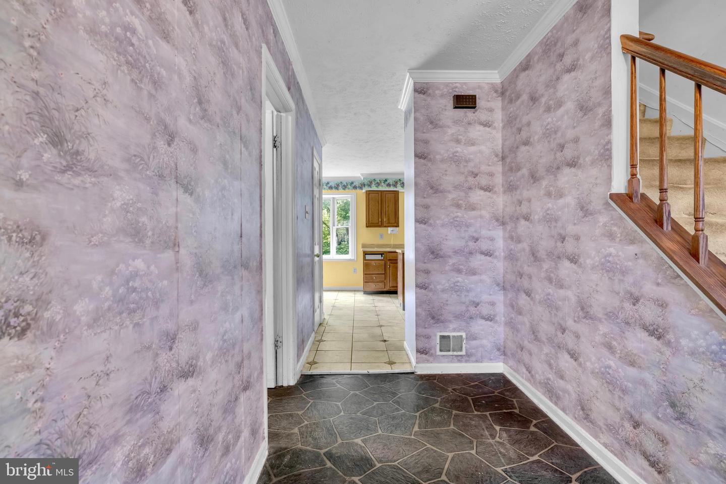 6050 GREENWAY CT, MANASSAS, Virginia 20112, 5 Bedrooms Bedrooms, ,2 BathroomsBathrooms,Residential,For sale,6050 GREENWAY CT,VAPW2100426 MLS # VAPW2100426