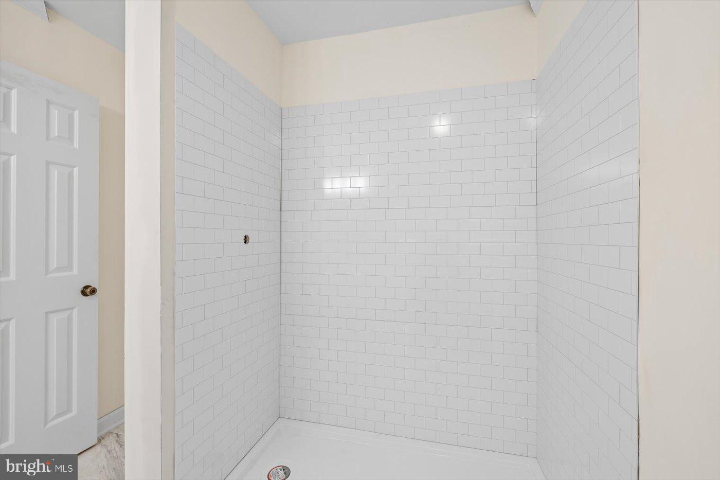 5705 CASCADE DR, FREDERICKSBURG, Virginia 22407, 3 Bedrooms Bedrooms, ,2 BathroomsBathrooms,Residential,For sale,5705 CASCADE DR,VASP2035094 MLS # VASP2035094