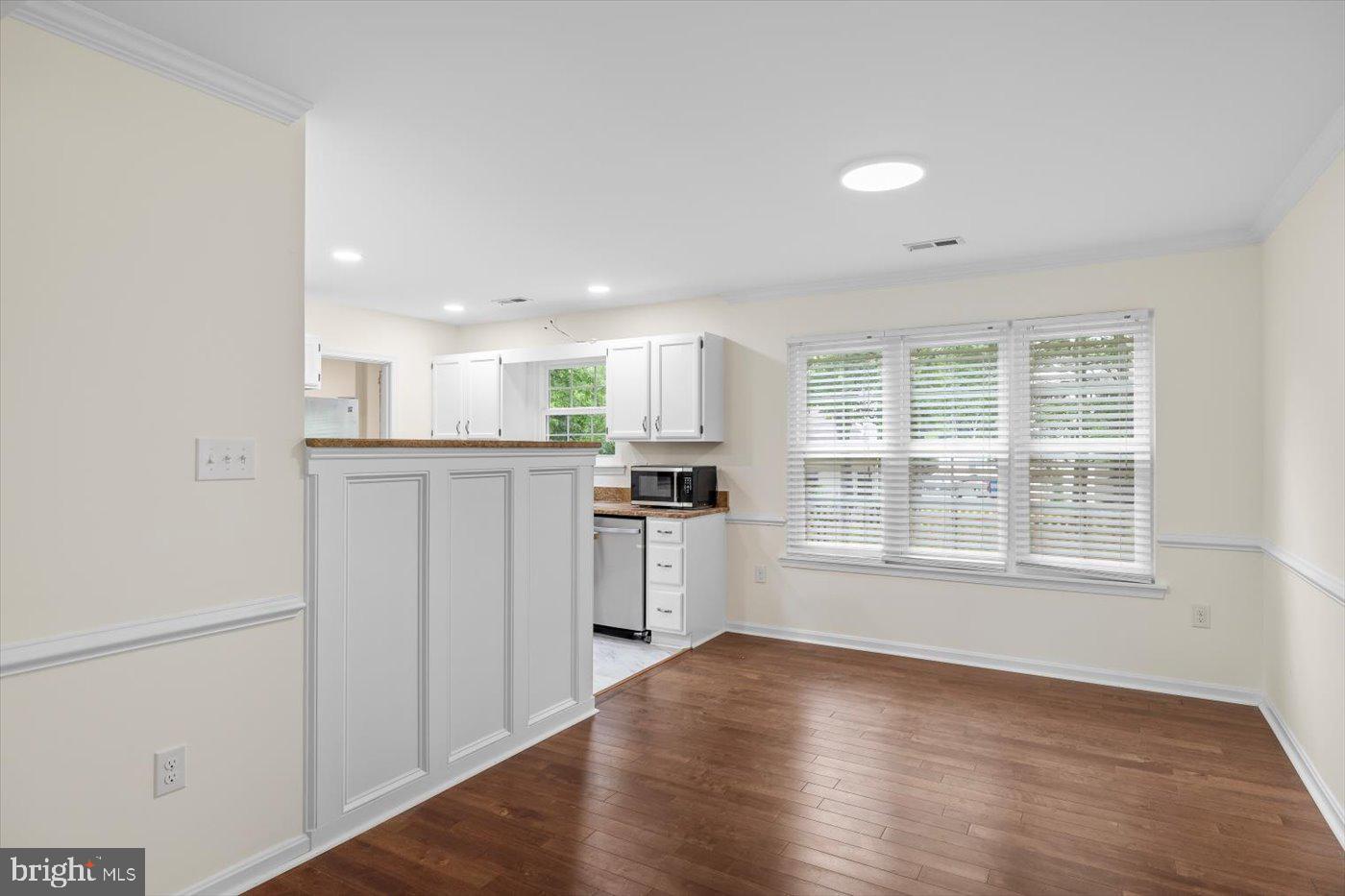 5705 CASCADE DR, FREDERICKSBURG, Virginia 22407, 3 Bedrooms Bedrooms, ,2 BathroomsBathrooms,Residential,For sale,5705 CASCADE DR,VASP2035094 MLS # VASP2035094