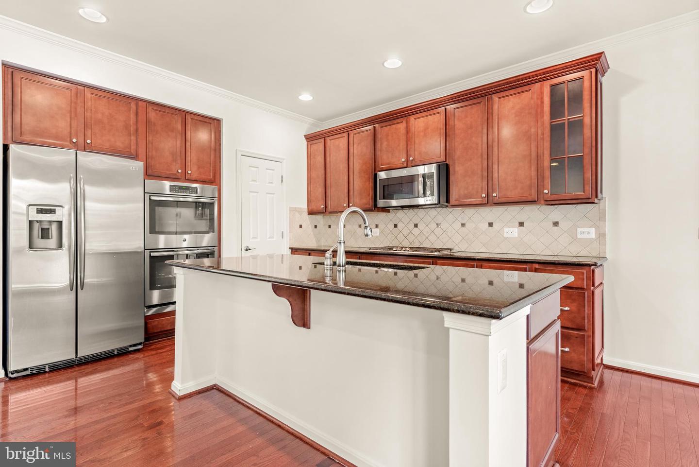 9939 LAKE JACKSON DR, MANASSAS, Virginia 20110, 4 Bedrooms Bedrooms, ,3 BathroomsBathrooms,Residential,For sale,9939 LAKE JACKSON DR,VAMN2009112 MLS # VAMN2009112