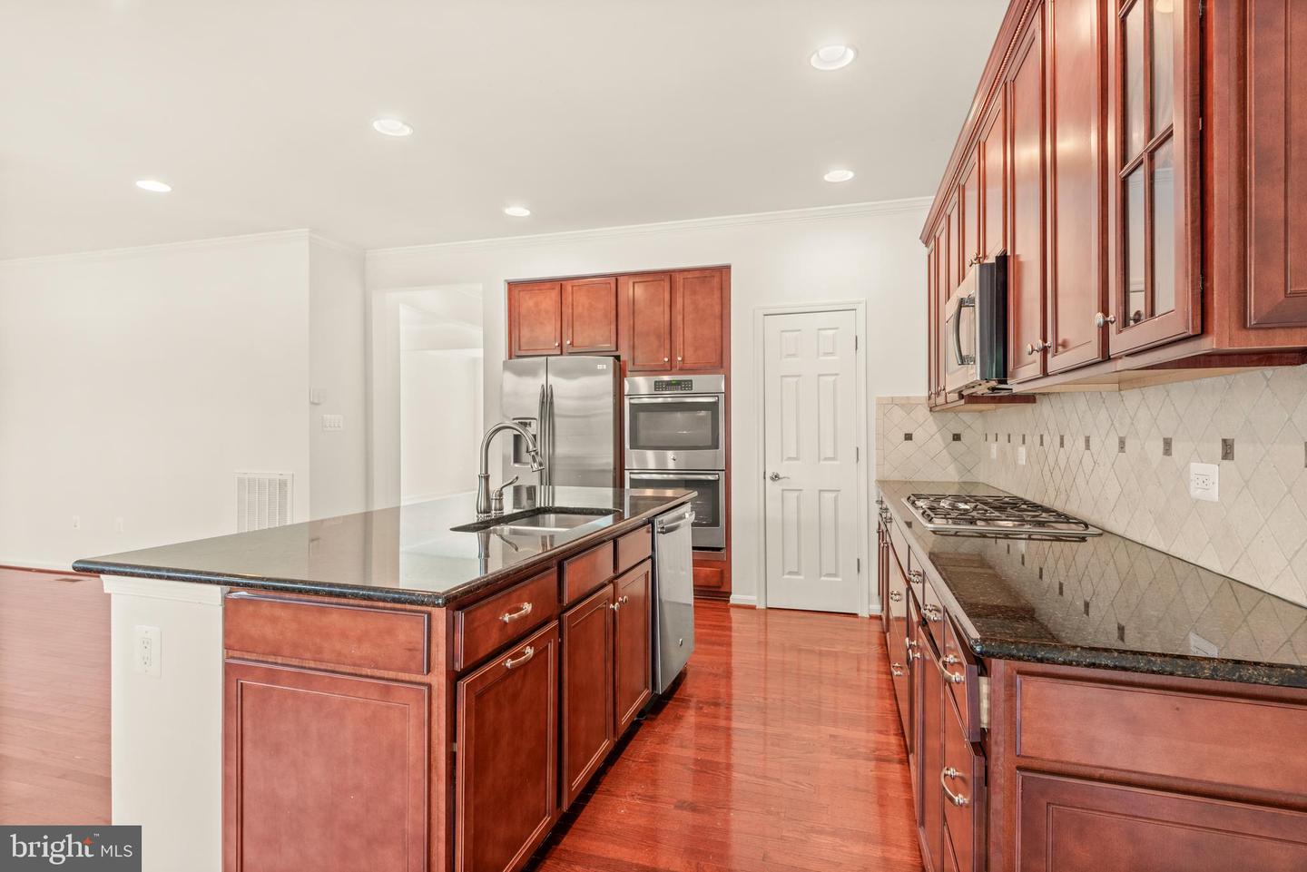 9939 LAKE JACKSON DR, MANASSAS, Virginia 20110, 4 Bedrooms Bedrooms, ,3 BathroomsBathrooms,Residential,For sale,9939 LAKE JACKSON DR,VAMN2009112 MLS # VAMN2009112