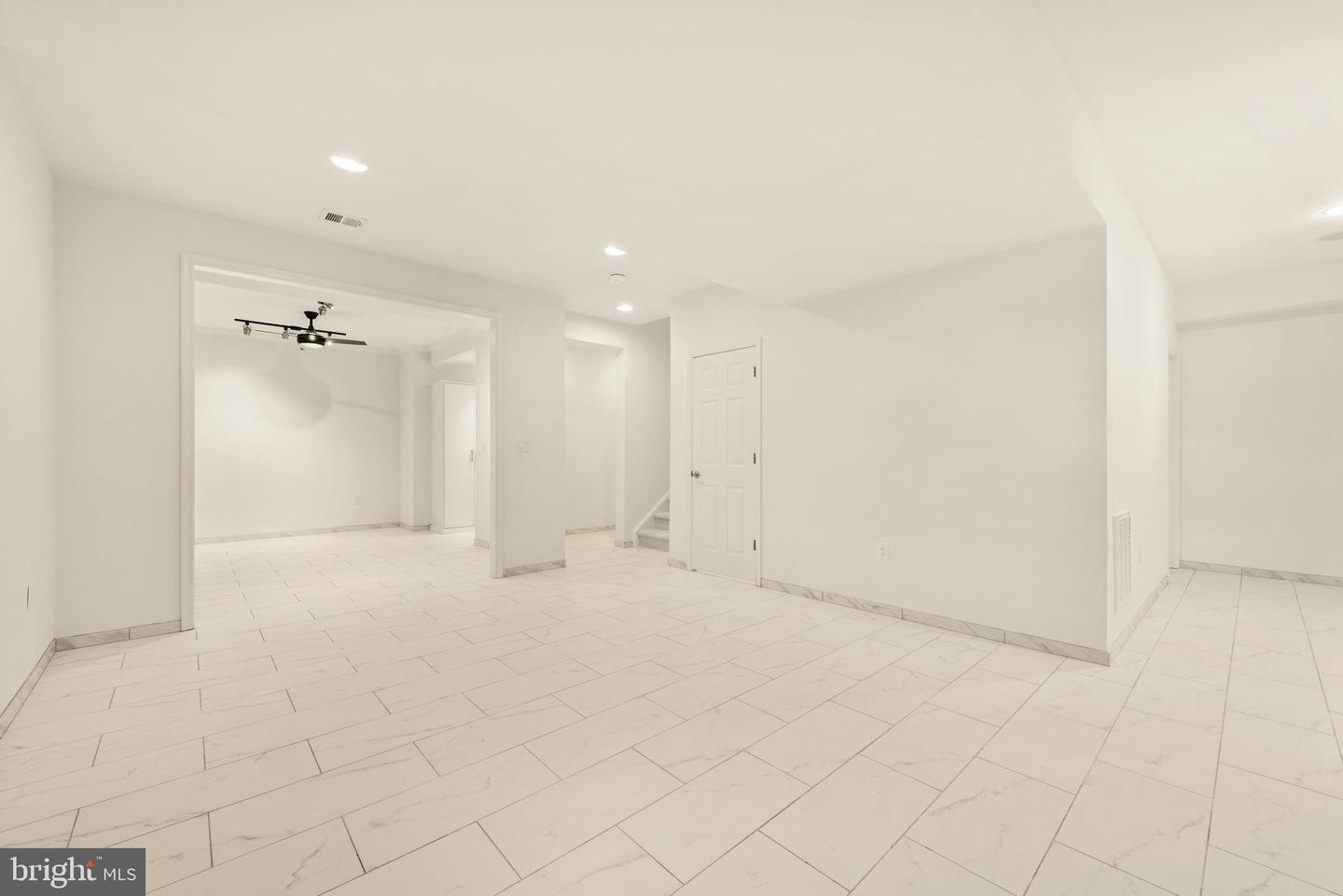 9939 LAKE JACKSON DR, MANASSAS, Virginia 20110, 4 Bedrooms Bedrooms, ,3 BathroomsBathrooms,Residential,For sale,9939 LAKE JACKSON DR,VAMN2009112 MLS # VAMN2009112