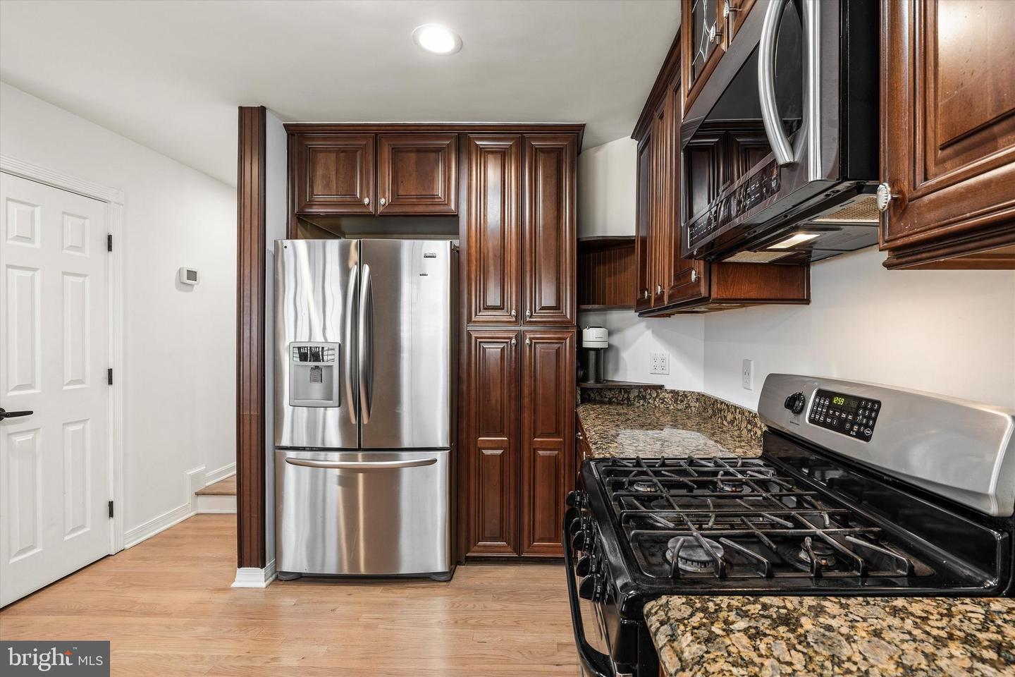 3405 SILVER MAPLE PL, FALLS CHURCH, Virginia 22042, 4 Bedrooms Bedrooms, ,4 BathroomsBathrooms,Residential,For sale,3405 SILVER MAPLE PL,VAFX2259220 MLS # VAFX2259220