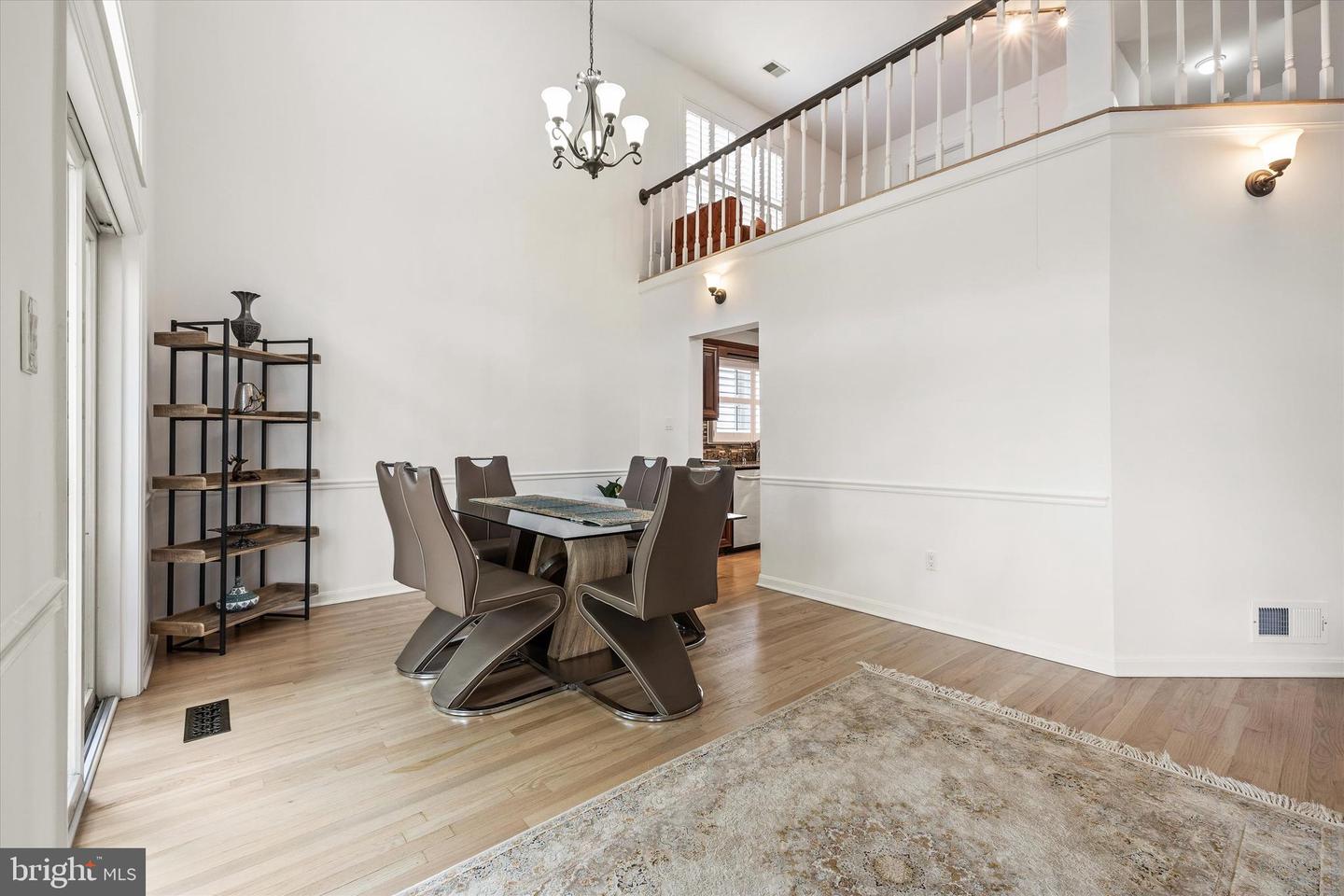 3405 SILVER MAPLE PL, FALLS CHURCH, Virginia 22042, 4 Bedrooms Bedrooms, ,4 BathroomsBathrooms,Residential,For sale,3405 SILVER MAPLE PL,VAFX2259220 MLS # VAFX2259220