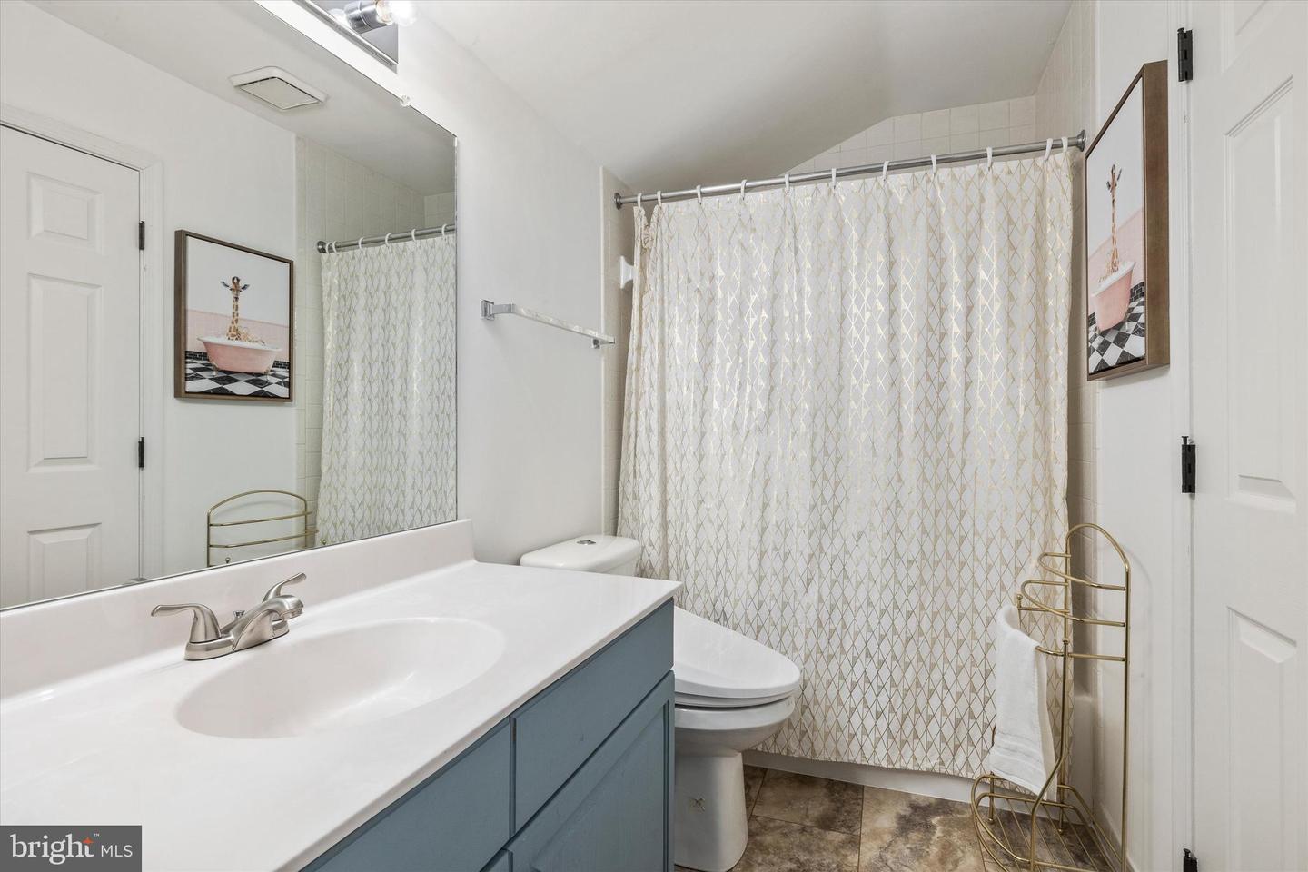3405 SILVER MAPLE PL, FALLS CHURCH, Virginia 22042, 4 Bedrooms Bedrooms, ,4 BathroomsBathrooms,Residential,For sale,3405 SILVER MAPLE PL,VAFX2259220 MLS # VAFX2259220
