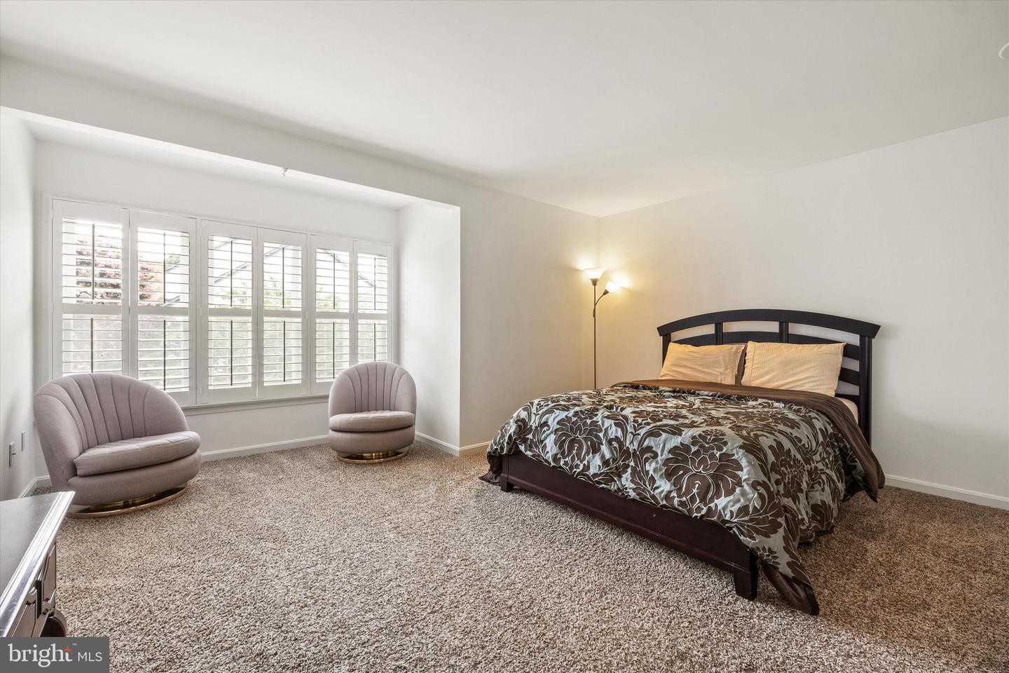 3405 SILVER MAPLE PL, FALLS CHURCH, Virginia 22042, 4 Bedrooms Bedrooms, ,4 BathroomsBathrooms,Residential,For sale,3405 SILVER MAPLE PL,VAFX2259220 MLS # VAFX2259220